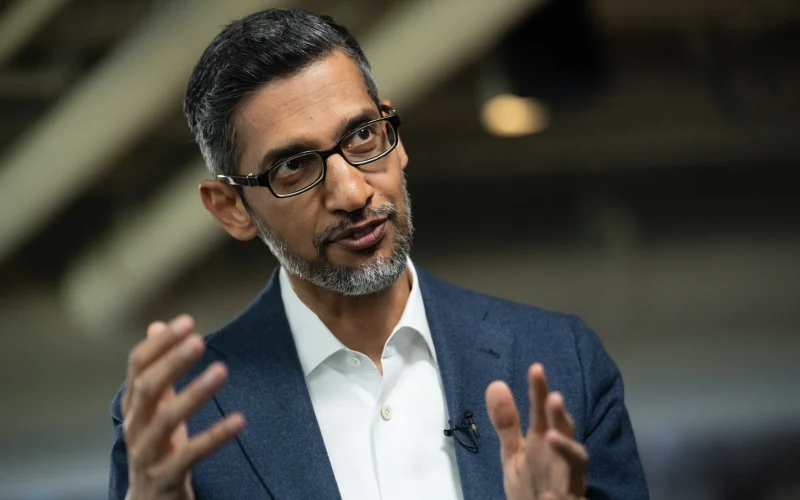 Google Aposta Alto em IA: Lucros Recordes do Cloud Confirmam Estratégia e Tranquilizam Investidores