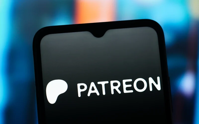 Patreon Demite 20% da Equipe: IA, Mudanças de Mercado e o Futuro da Criação de Conteúdo