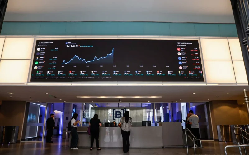 Ibovespa: Tenda (TEND3) e Itaú (ITUB3) na carteira? PetroReconcavo (RECV3) fora? Entenda as mudanças