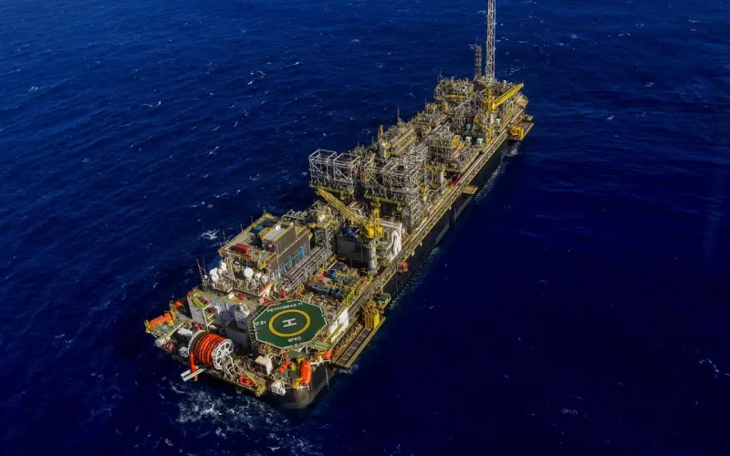 EUA Isentam 471 Produtos Brasileiros de Nova Tarifa: O Que Cafe, Petroleo e Acai Ganham com a Mudanca
