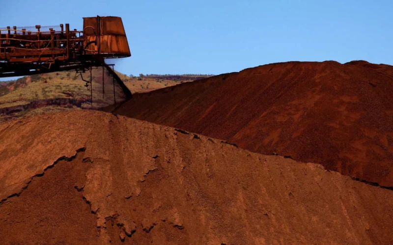 Brasil e Índia Assinam Acordo de Mineração: Parceria Estratégica Visa Dobrar Comércio para US$ 20 Bilhões até 2030 e Impulsionar Setor Siderúrgico Indiano