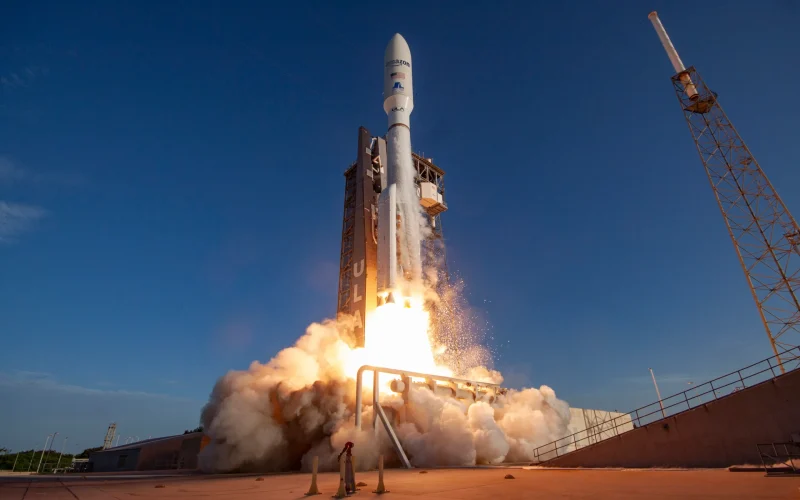Amazon Desafia SpaceX: Nova Rede de Satélites para Celulares Acende Guerra Espacial e Financeira