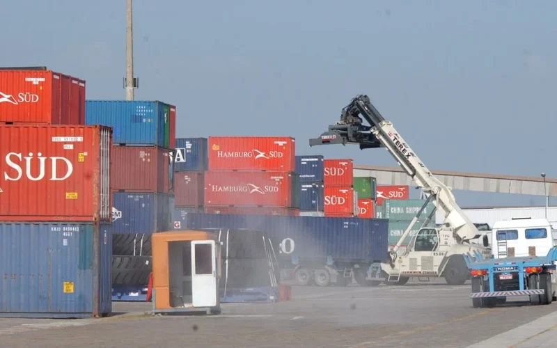 Mercosul e Singapura: Tarifa Zero para Exportações Brasileiras a Partir de Sábado! Oportunidade de Ouro ou Desafio? Entenda os Detalhes e Impactos.