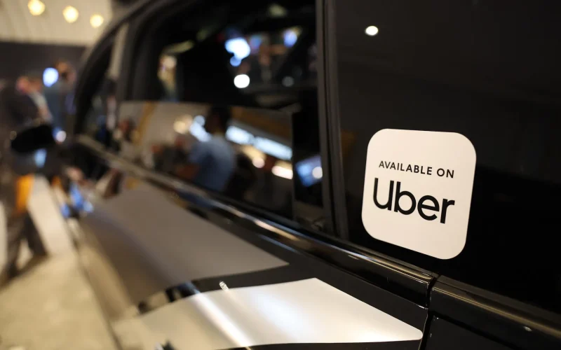 Uber: A Gigante dos Transportes Constrói um Império de Veículos Autônomos com Mais de 30 Empresas