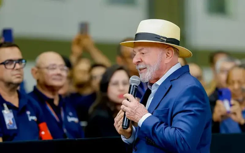Lula Lança Campanha: Aliados e Estrutura Forte, Mas Duas Crises Pesam no Radar Eleitoral