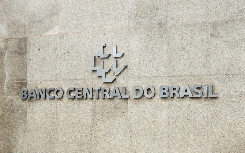 Copom e Payroll: A Agenda Econômica da Semana que Pode Agitar Seus Investimentos e Finanças