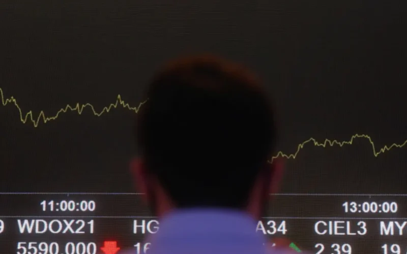 Investidor Estrangeiro Volta à B3 em Julho: Fluxo Migratório Global Explica o Movimento e Duração?