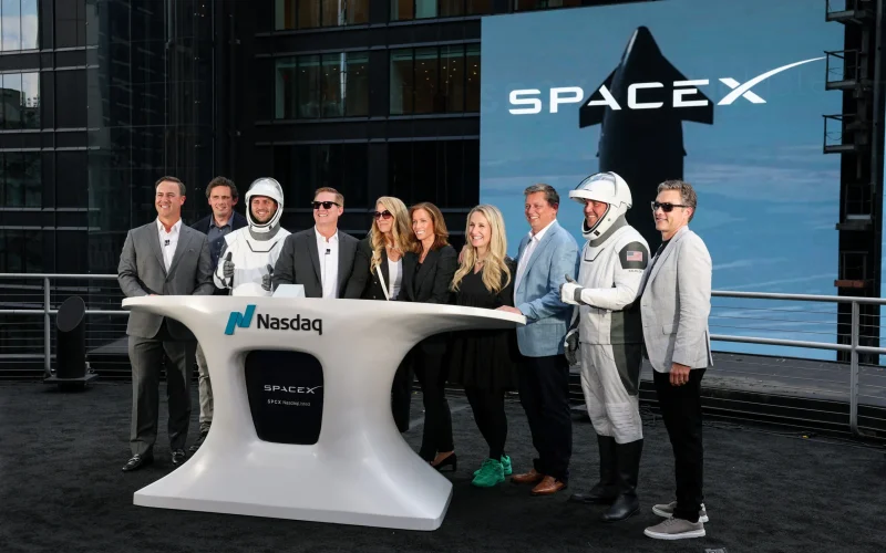 SpaceX: IPO Revela Crescimento Sólido Impulsionado pela Starlink, Mas Investimentos em IA Geram Cautela no Mercado