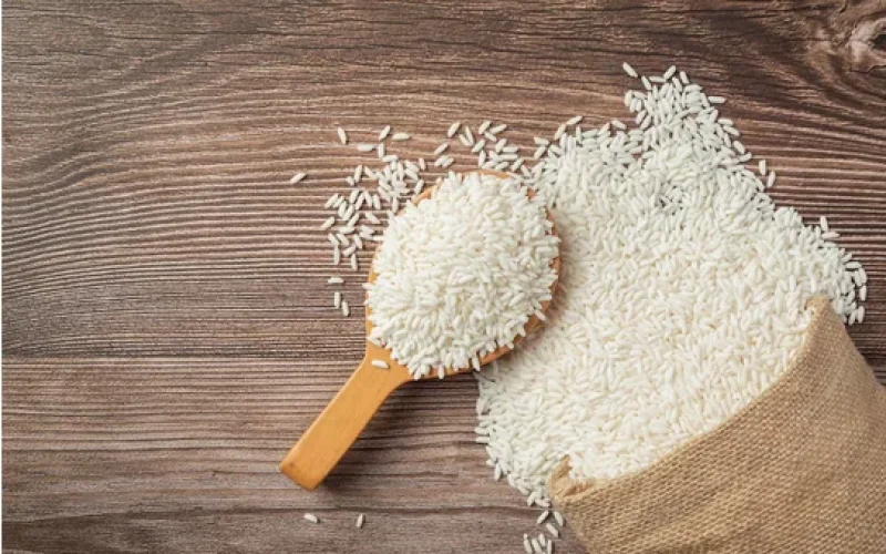 Arroz Caro: Preço Dispara Após 11 Meses e Assusta Consumidores com Oferta Restrita no RS