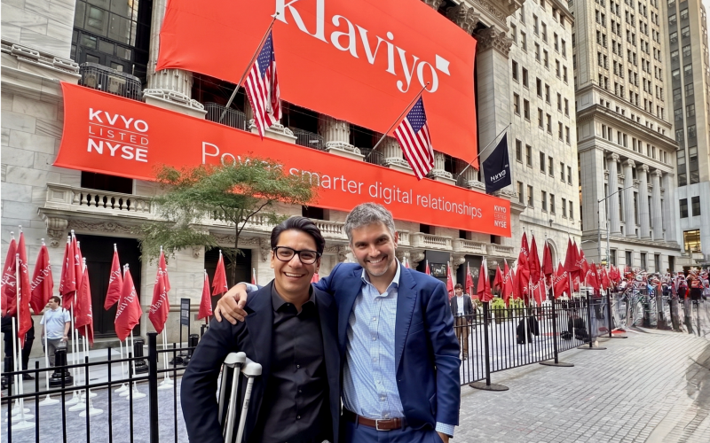 Klaviyo Adquire Startup de Elias Torres em Reunião de Fundadores de Tecnologia com Foco em IA