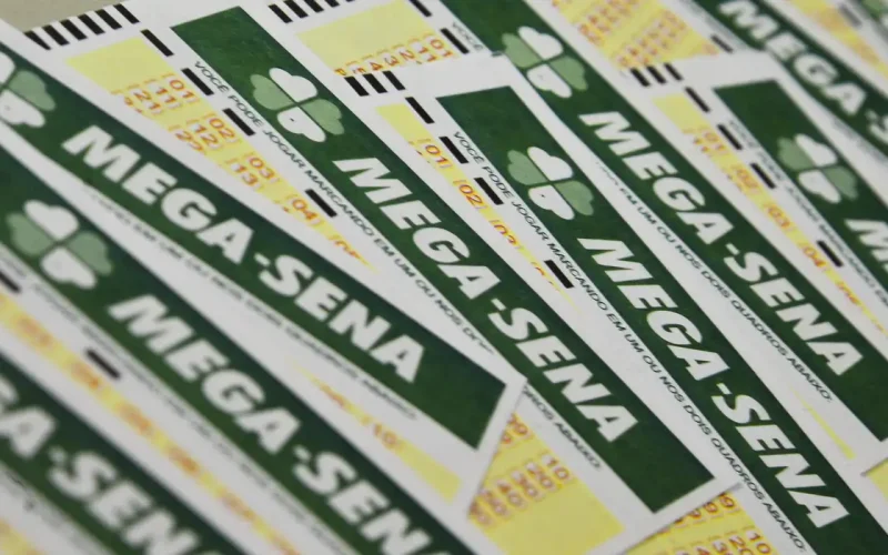 Mega-Sena Acumula R$ 165 Milhões: O Que Fazer Com Tanto Dinheiro e Por Que Ninguém Ganha?