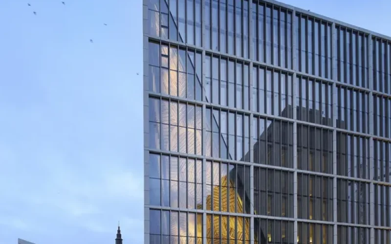 Rendimentos de Títulos Japoneses Disparam e Iene Oscila Após Indicações Dovish para o Banco do Japão