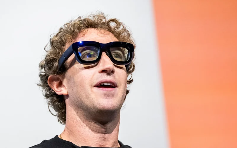 Meta Lança Glimmer AI: O Que a Visão de Zuckerberg de "Superinteligência Pessoal" Significa para o Seu Futuro Digital