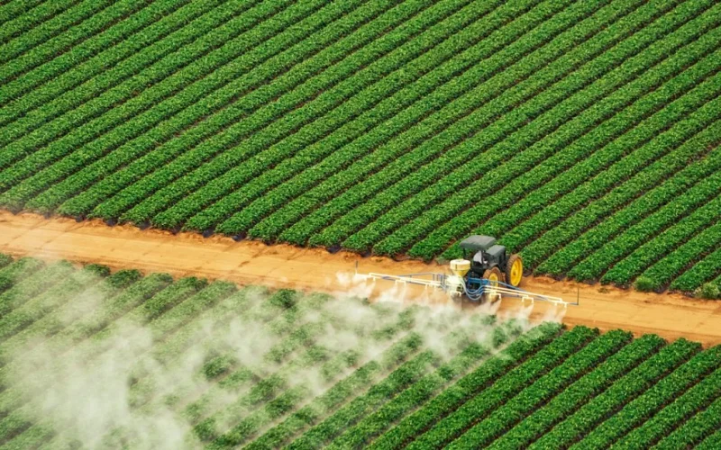 Brasil Rumo à Autossuficiência em Fertilizantes: Senado Aprova Plano Estratégico e Texto Segue para Sanção Presidencial