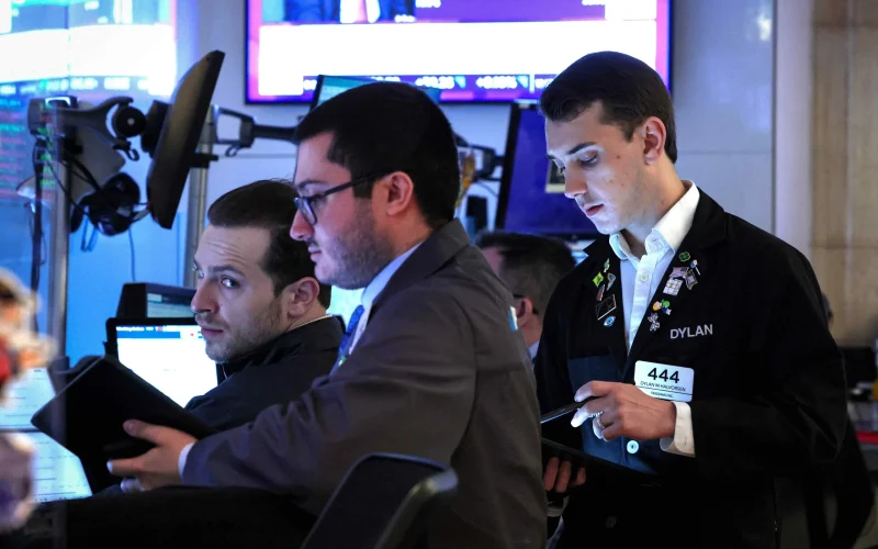 Futuro de Wall Street em Alta: Inflação dos EUA e Ações de IA Ditando o Ritmo de Wall Street