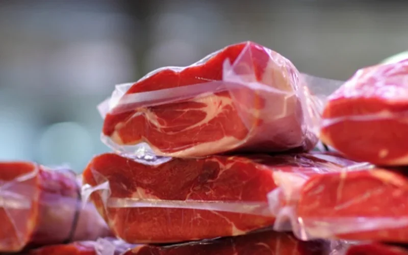 Carne Bovina Brasileira para China: Exportação em Queda Livre em Julho, o que os Números Revelam?