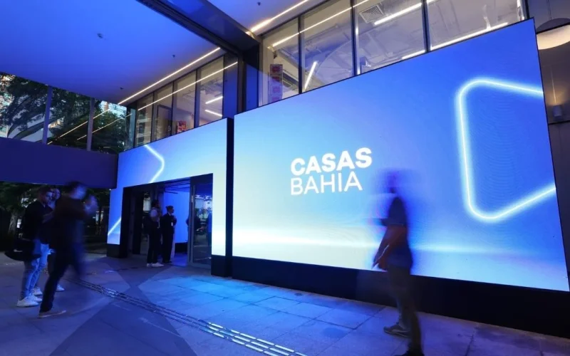 Casas Bahia Choca Mercado: 298 Lojas Fechadas e 1.900 Demissões em Corte Radical de Custos