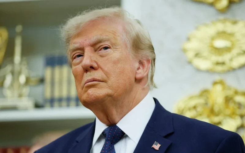 Trump: Declaração do Estreito de Ormuz como Território dos EUA e o Impacto na Gasolina Global