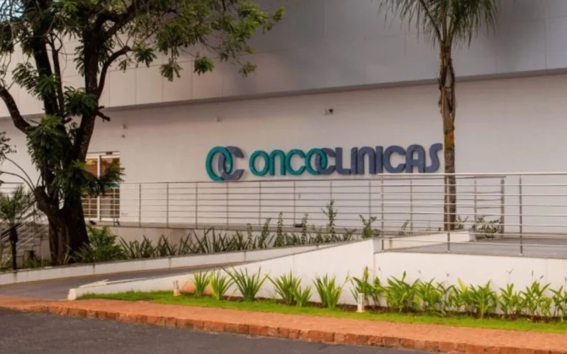 Oncoclinicas (ONCO3): Prejuízo Dispara 234% com Ajustes Contábeis e Dívidas Bilionárias