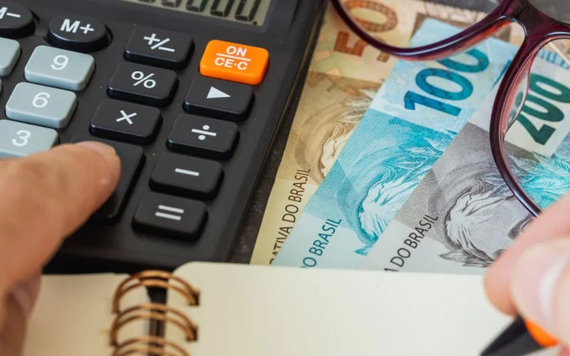 Dividendos Acima de 14%: 6 Ações que Podem Superar a Selic em Meio à Queda dos Juros