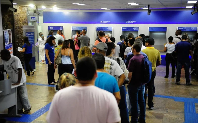Paralisação de Bancários Nesta Quinta: O Que Você Precisa Saber Sobre a Greve de 24 Horas e Seu Impacto Financeiro