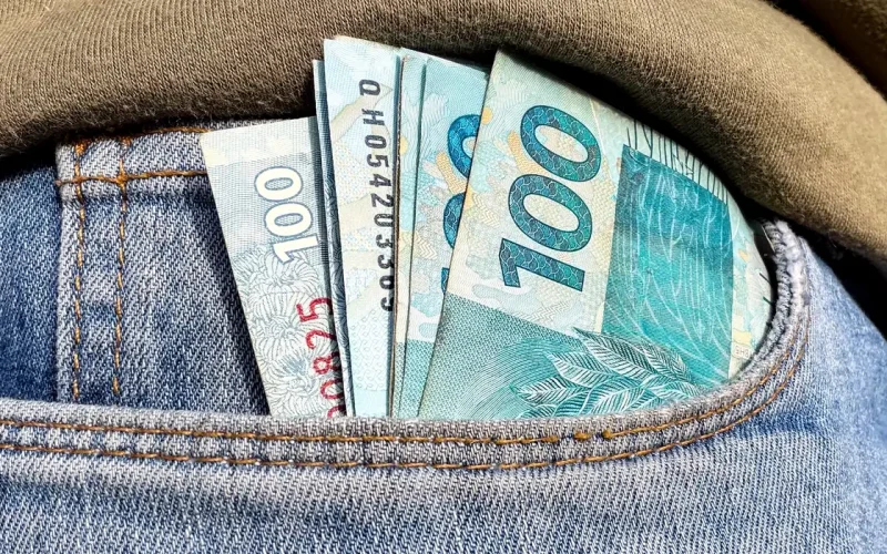 Bolsa Família: NIS final 4 recebe parcela de agosto nesta sexta (21) com valor médio de R$ 678,35