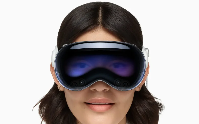 Apple Demite Centenas de Funcionários de Siri e Vision Pro: Revolução IA ou Crise de Custos?