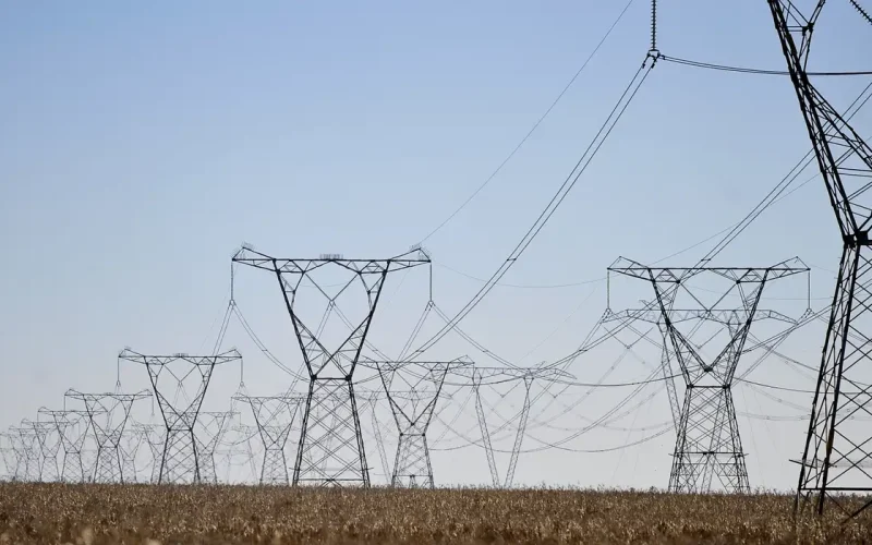 ONS Suspende Geração Excedente de Energia: Alerta para o Futuro da Matriz Energética Brasileira