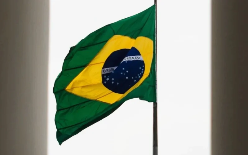 PIB, Payroll e PMIs: A Batalha Econômica da Semana de 31 de Agosto a 4 de Setembro