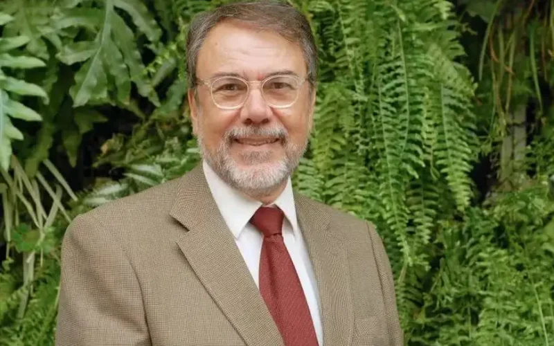 Carlos Monforte, pioneiro âncora da TV, morre aos 77 anos: o legado de um jornalista que moldou o noticiário brasileiro
