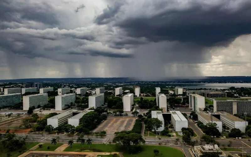 Orçamento 2027: Governo Federal Limita Reajuste Real de Servidores Públicos Devido a Déficit Primário