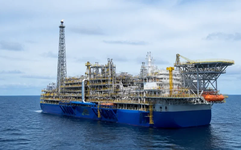 Petróleo e Gás Brasileiro em Julho: Produção Recorde Impulsiona Economia e Sinaliza Oportunidades para Investidores