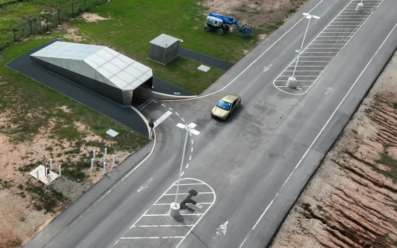 Tesla Cybercab: Aposta Arriscada da Gigante Automotiva que Pode Redefinir Transporte ou Afundar o Futuro da IA