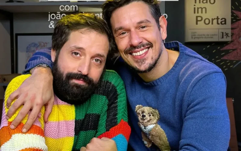 Brasileiro Miguel Gandelman Conquista Emmy por Direção Musical do Show de Bad Bunny no Super Bowl: Um Marco na Indústria