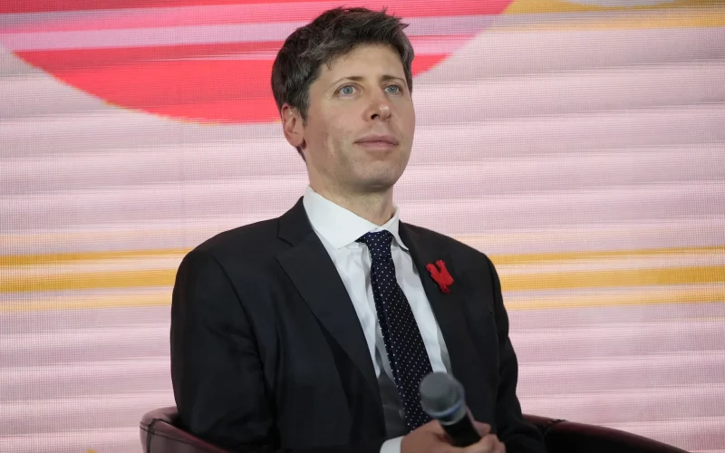 Sam Altman da OpenAI adia IPO: Por que 2026 é um ano 'mal aconselhado' para a gigante da IA ir a público?