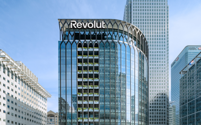 Revolut Alerta: Vazamento de Dados de Clientes por E-mails Falsos de Governo; O Que Investidores Precisam Saber
