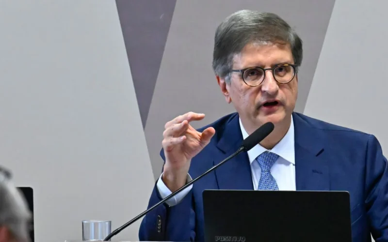 Gonet Afasta Proximidade com Empresário Vorcaro e Detalha Encontro Pontual em Meio a Julgamento no STF