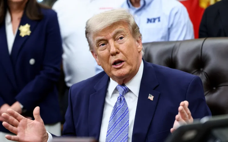 Trump Ameaça Guerra Comercial com UE por Convite a "Membro Associado" Canadá: O Que Isso Significa Para o Comércio Global?
