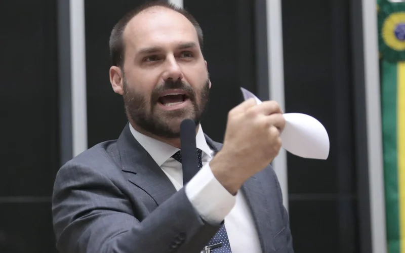 STF Mantém Condenação de Eduardo Bolsonaro por Coação: Entenda o Impacto e as Implicações para o Cenário Político-Jurídico Brasileiro