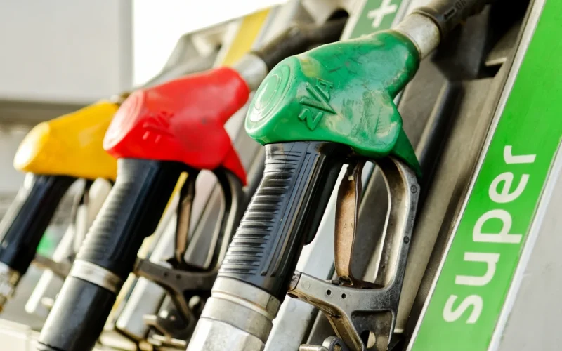 Diesel: Governo Prorroga Subvenção em R$ 2,12/Litro por 30 Dias – Impacto e Análise para o Bolso do Brasileiro!