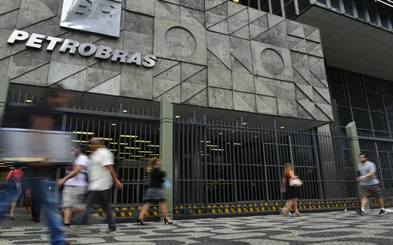 Petrobras Garante Gás Americano por Mais de Duas Décadas: Segurança Energética ou Dependência Estratégica?