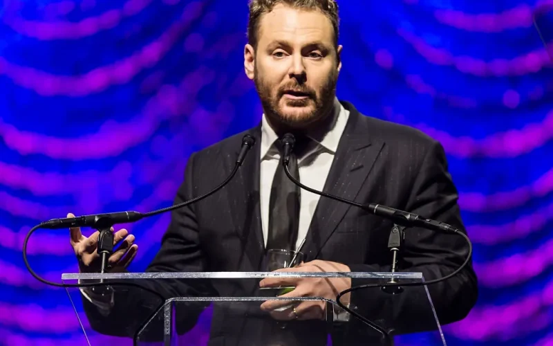 Sean Parker Revitaliza Stability AI com Foco em IA Musical: O Futuro da Criação Sonora e Acordos com Gigantes da Indústria