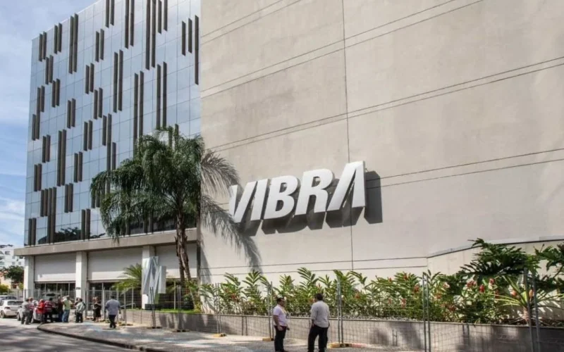 Vibra (VBBR3) Acelera Lucro em 33,1% no 4T25 com Combate a Fraudes e Crescimento em Renováveis