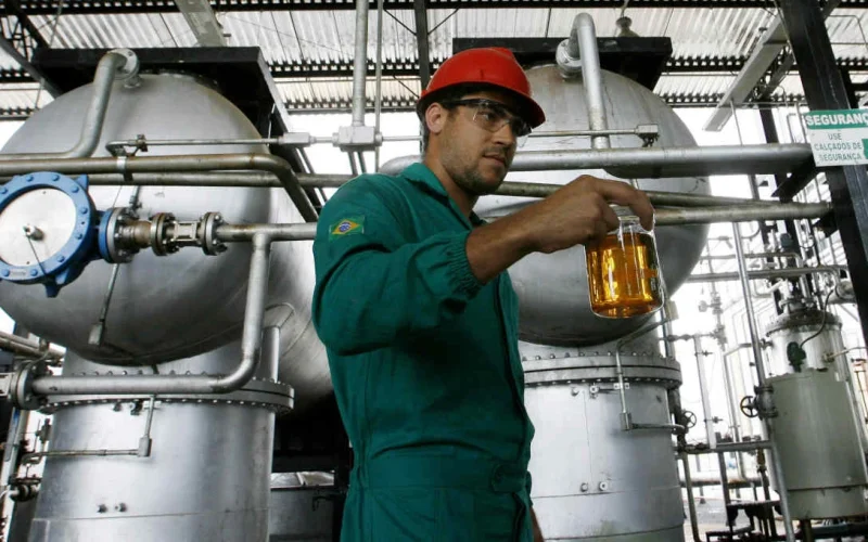 Biodiesel: Governo Cita Necessidade de Estudos e Oferta Limitada Contra Alta na Mistura e Preços do Diesel
