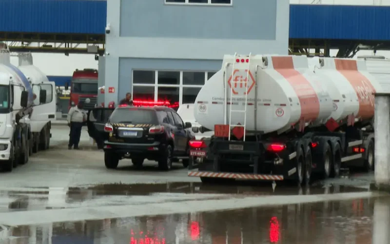 Governo Fiscaliza 1,1 Mil Postos e Combate Abusos de Preço de Combustíveis em Meio a Crise Internacional