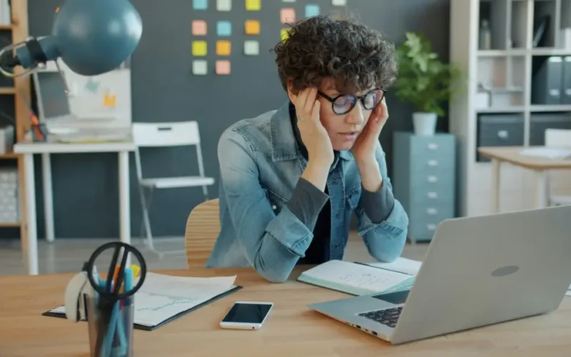 Saúde Mental no Trabalho: NR-1 Transforma Responsabilidade Corporativa em Obrigação com Impacto Direto no Caixa das Empresas