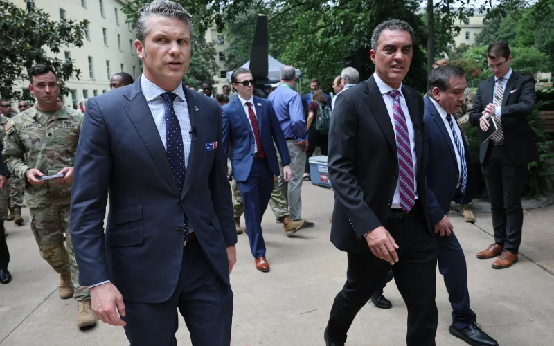 Ex-executivo da Uber e Oficial do Pentágono Revela Amargura e Novas Batalhas em Entrevista Exclusiva