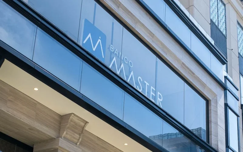 Martha Graeff Falta em CPI: O Que a Ausência da Ex de Vorcaro Revela Sobre o Banco Master e o STF?