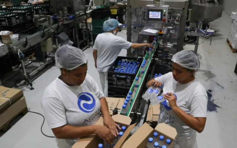 Indústria Trava Fim da Escala 6x1 na Câmara: Entenda o Jogo Político e Econômico por Trás da Jornada de Trabalho