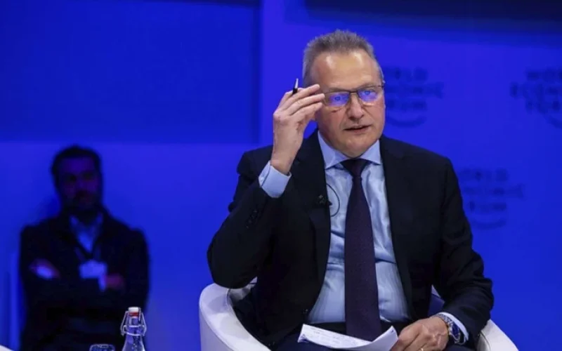 JBS Foca em Diversificação e Frango para Superar Prejuízo na Carne Bovina dos EUA; Margens só melhoram em 2027